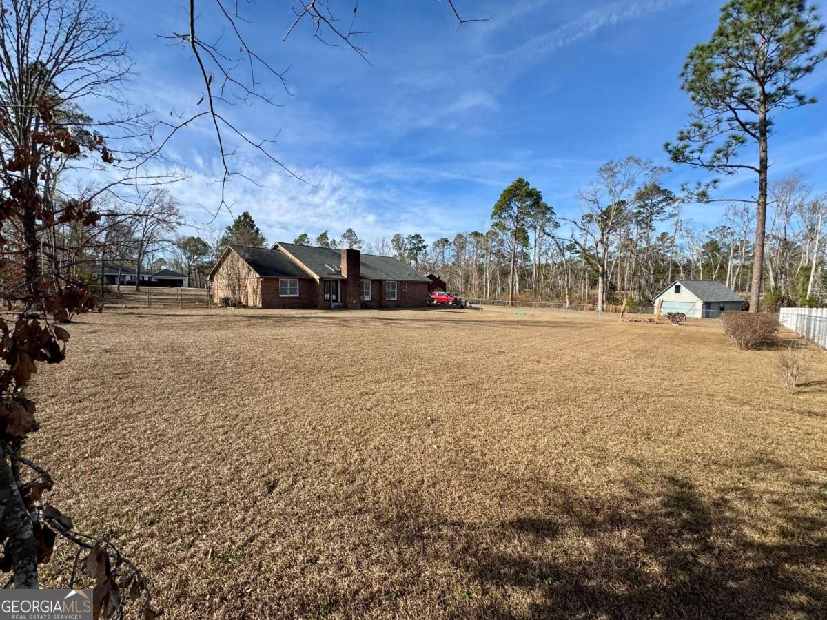 818 Miracle LN