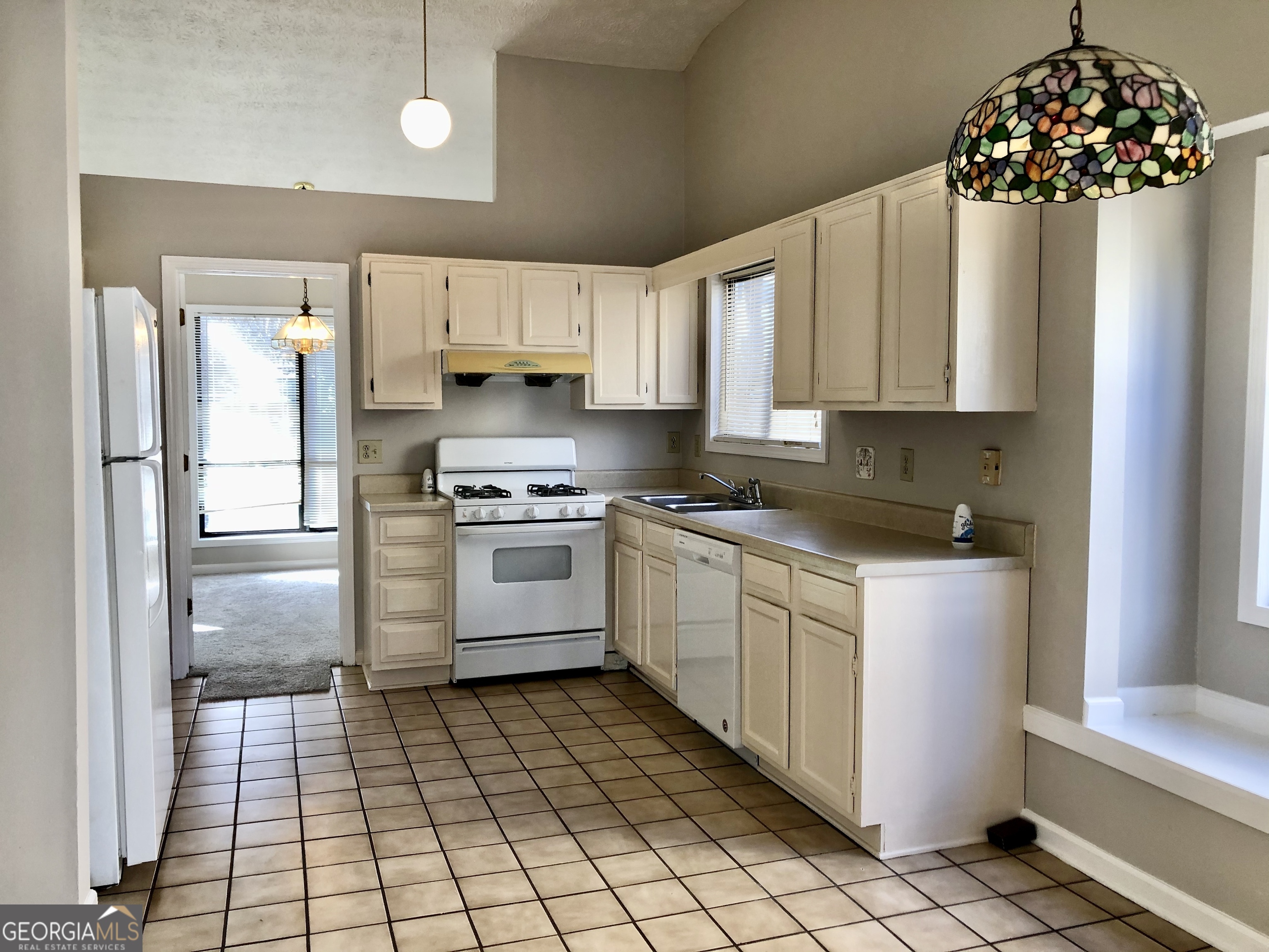 Colony Glen - Residential Lease