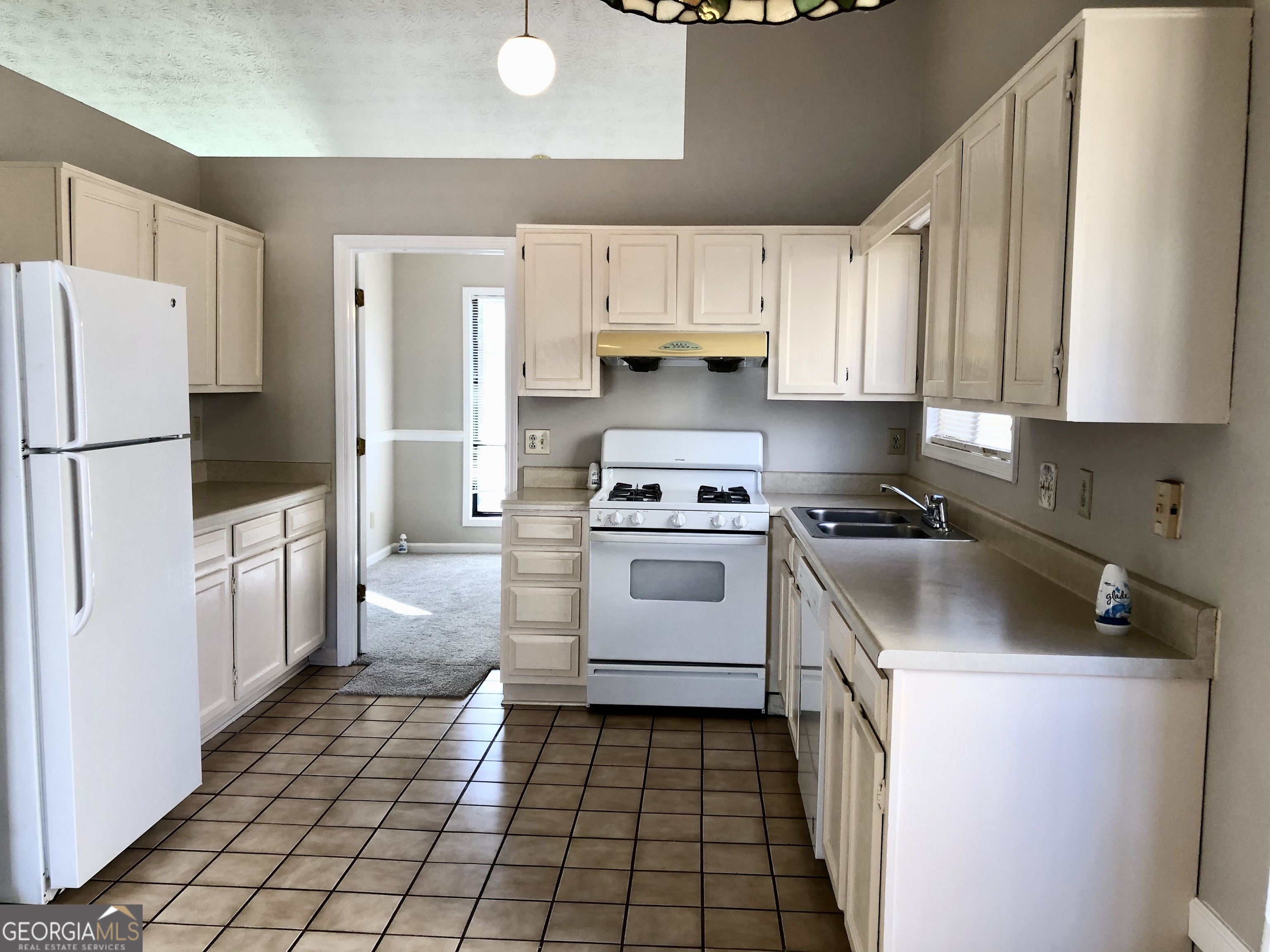 Colony Glen - Residential Lease