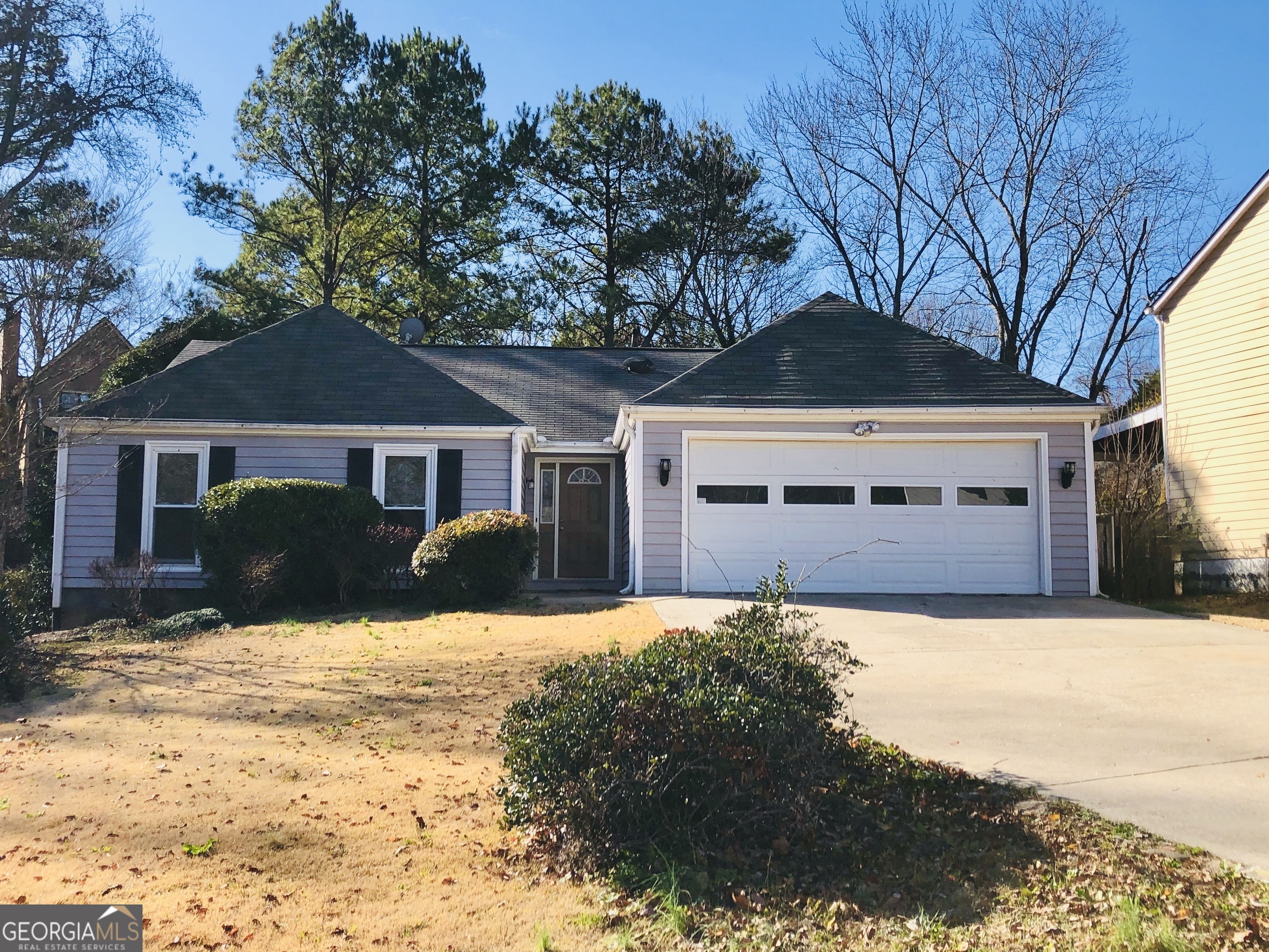 Top Johns Creek School district , New Interior paint , New Carpet , 3 br/ 2ba , fenced Backyard , 2 Car Garage , Quiet Neighborhood , Convenient to Groceries , Restaurants , and North Point Mall .