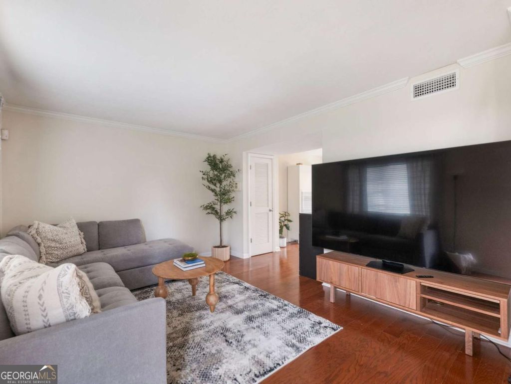 Photo of 6940 Roswell Road #C6, Atlanta, GA 30328 (MLS # 10687157)