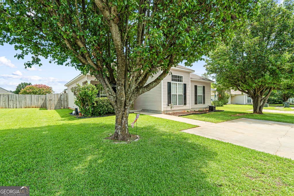 Photo of 102 Tug Court, Warner Robins, GA 31088 (MLS # 10792378)
