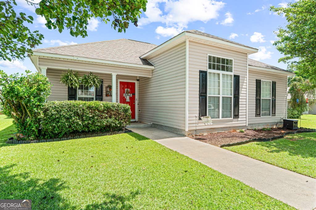 Photo of 102 Tug Court, Warner Robins, GA 31088 (MLS # 10792378)