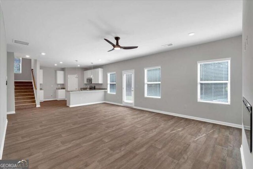 Photo of 406 River Walk Farms Pkwy #LOT 45, Covington, GA 30014 (MLS # 10689093)