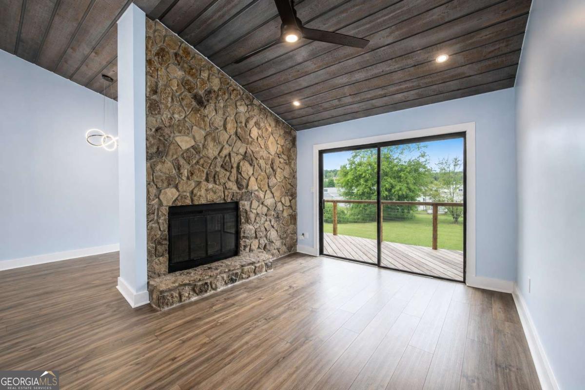 267 Clearview CT