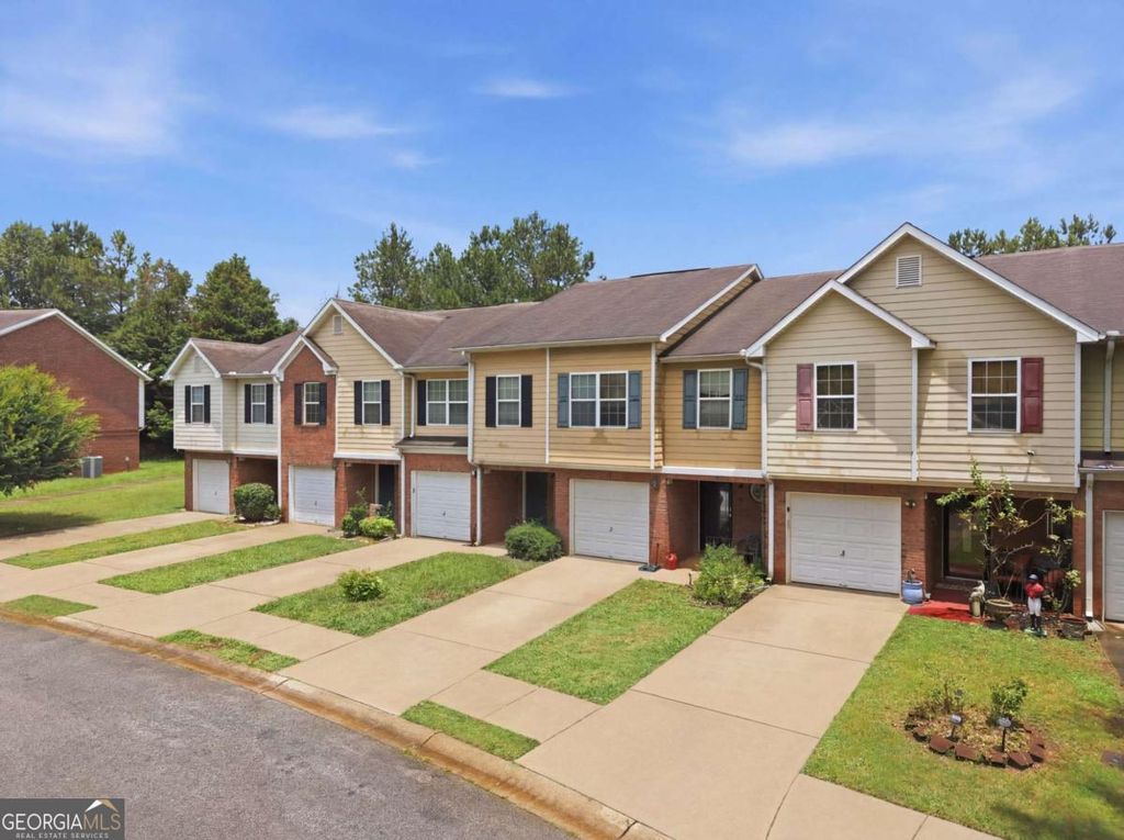 Photo of 605 Magnolia Gardens Walk, Mcdonough, GA 30253 (MLS # 10804006)