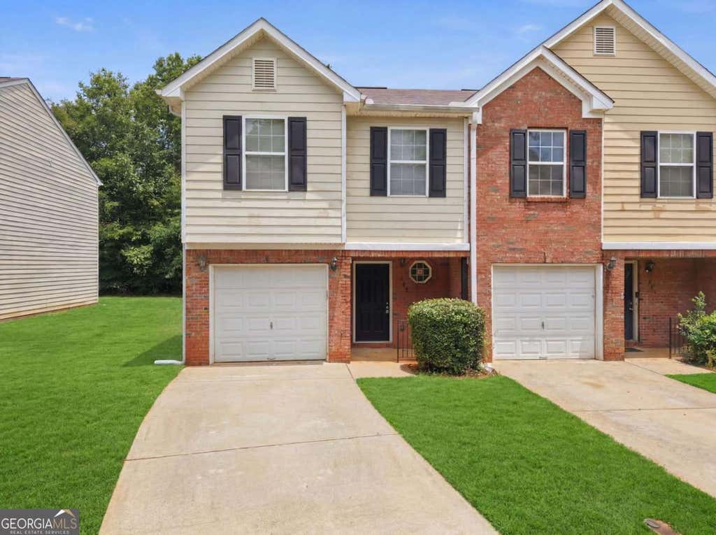 Photo of 605 Magnolia Gardens Walk, Mcdonough, GA 30253 (MLS # 10804006)