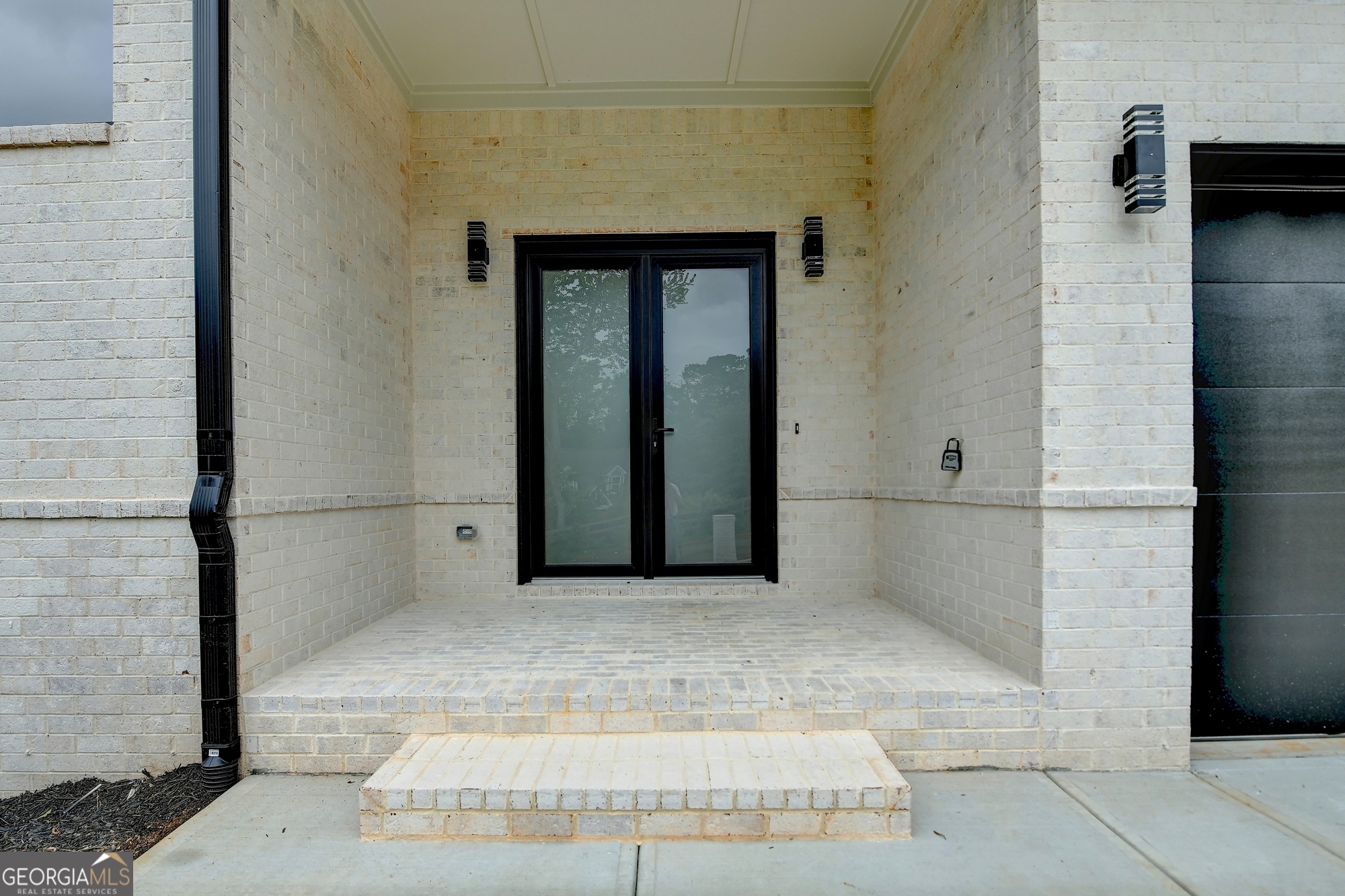 165 Westbrook ST