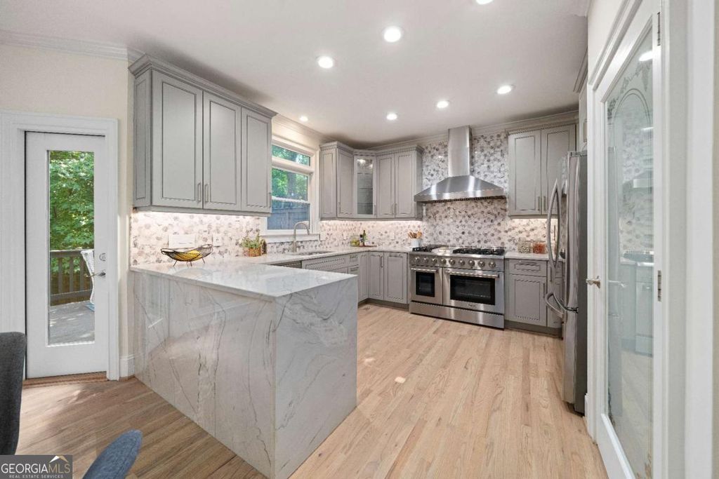 Photo of 2599 Brookline Cir, Brookhaven, GA 30319 (MLS # 10800337)