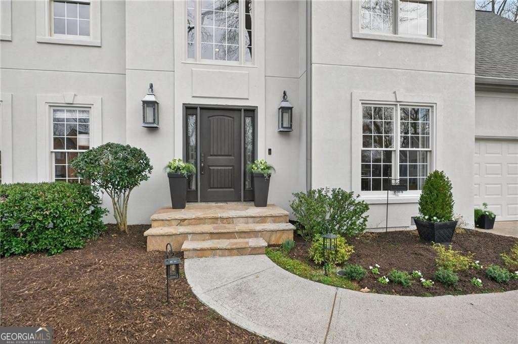 Photo of 135 Hembree Grove Court, Roswell, GA 30076 (MLS # 10703341)