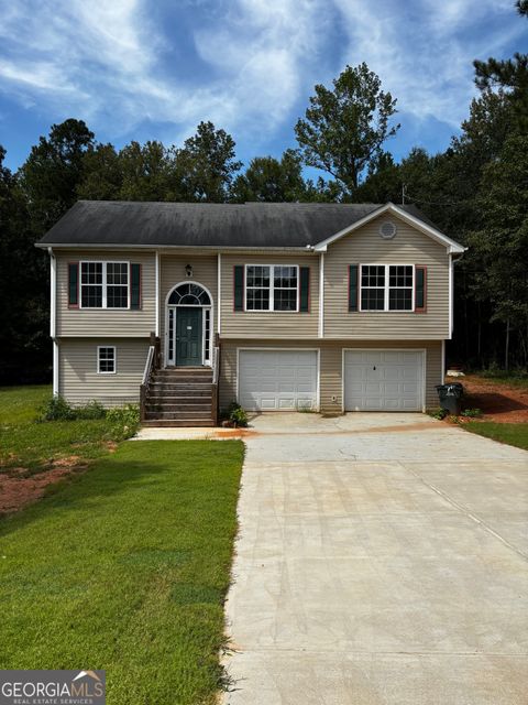 142 Longstreet CIR Oxford GA 30054