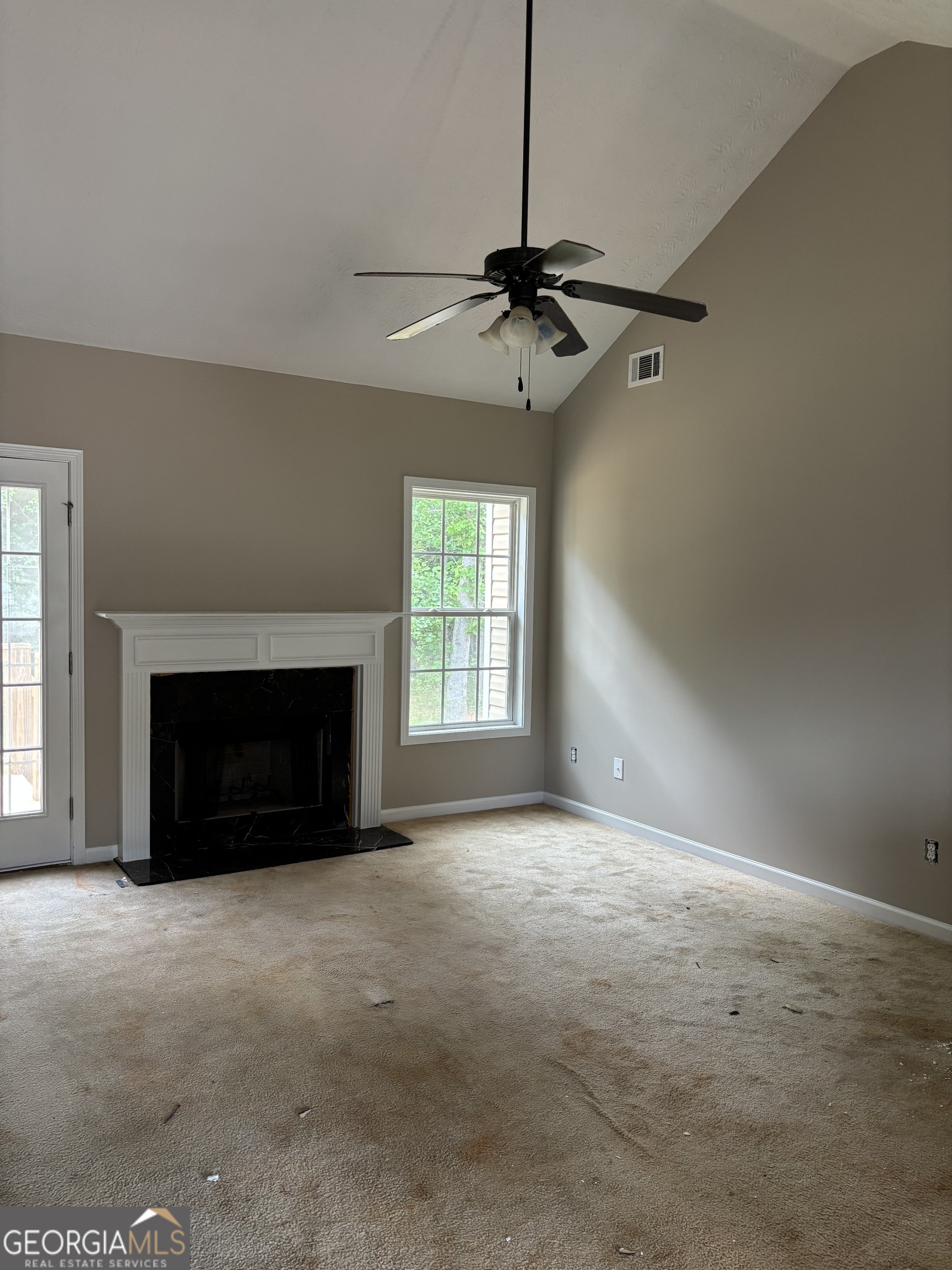142 Longstreet CIR