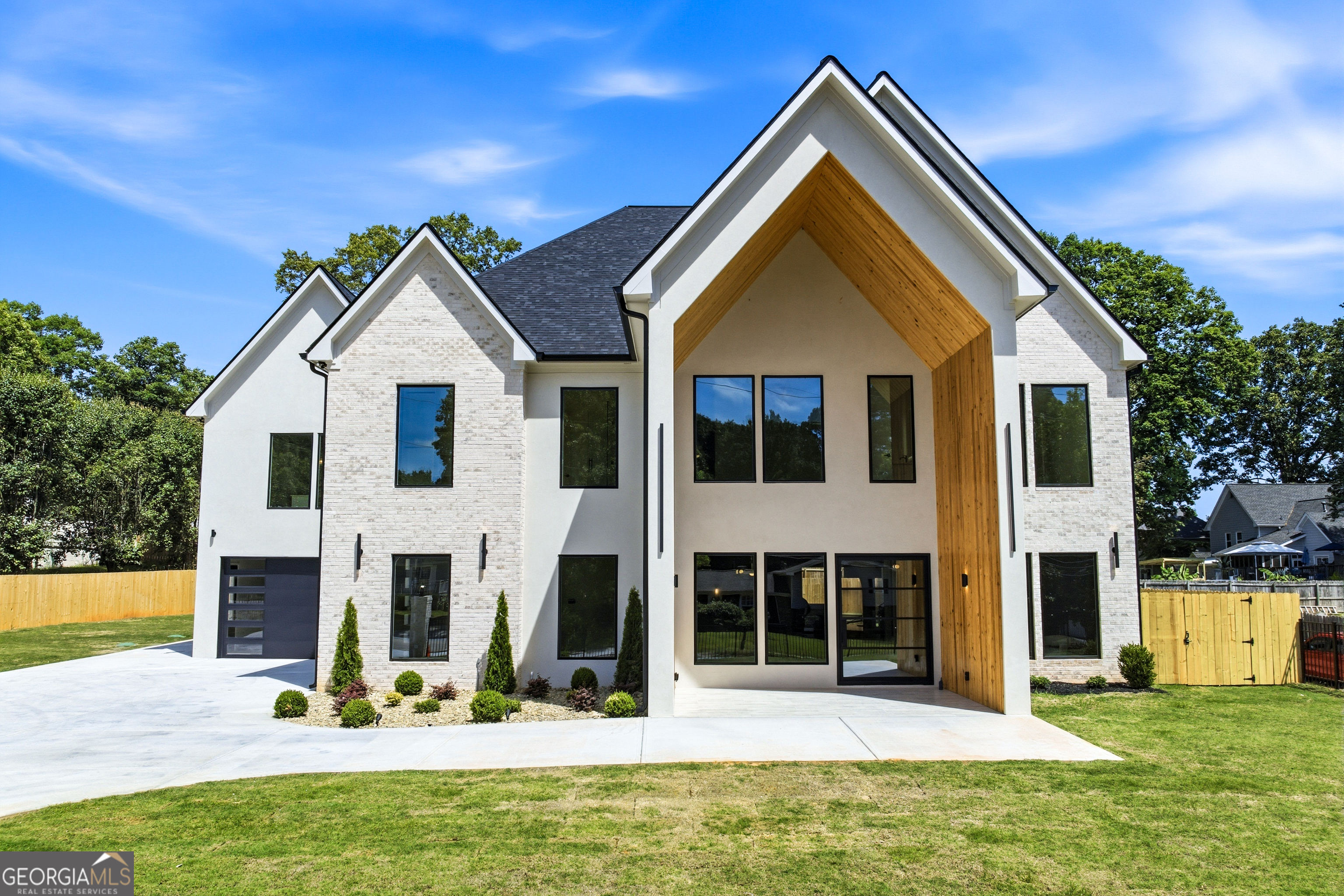 110 Simonton RD SE