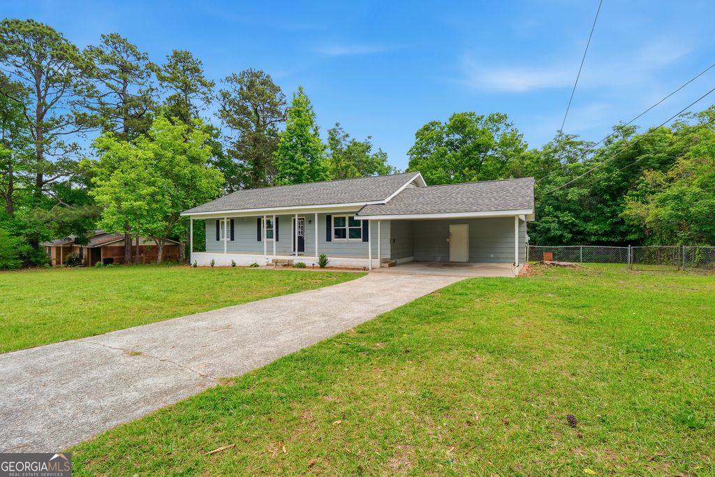 Photo of 132 Allen Memorial Drive SW, Milledgeville, GA 31061 (MLS # 10764876)