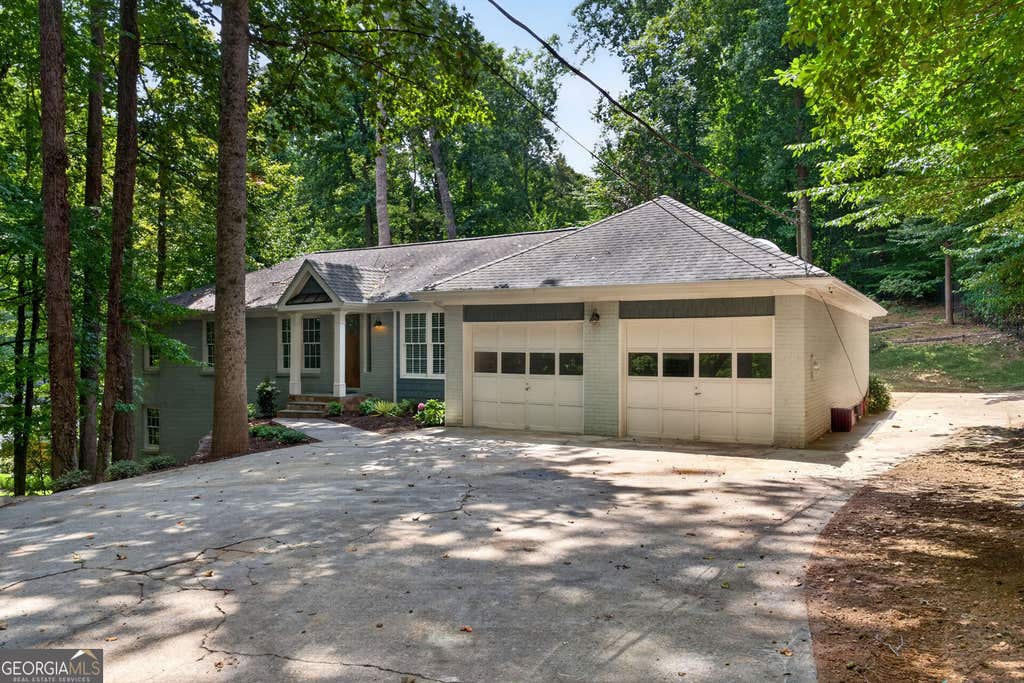 Photo of 415 Forest Hills Drive, Sandy Springs, GA 30342 (MLS # 10826542)