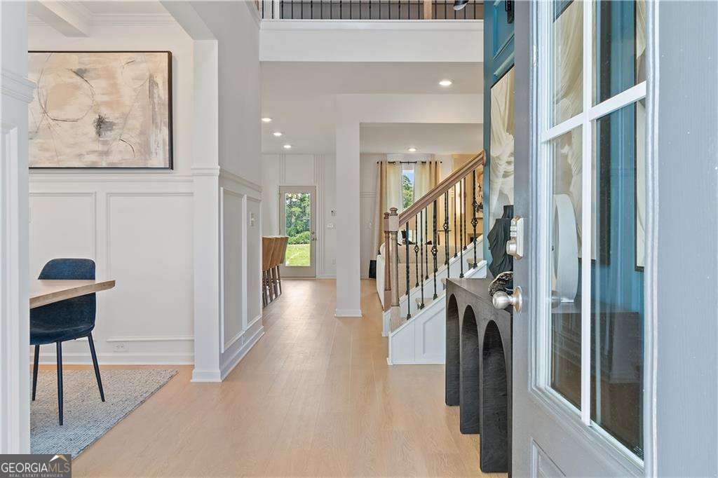137 Compass RD