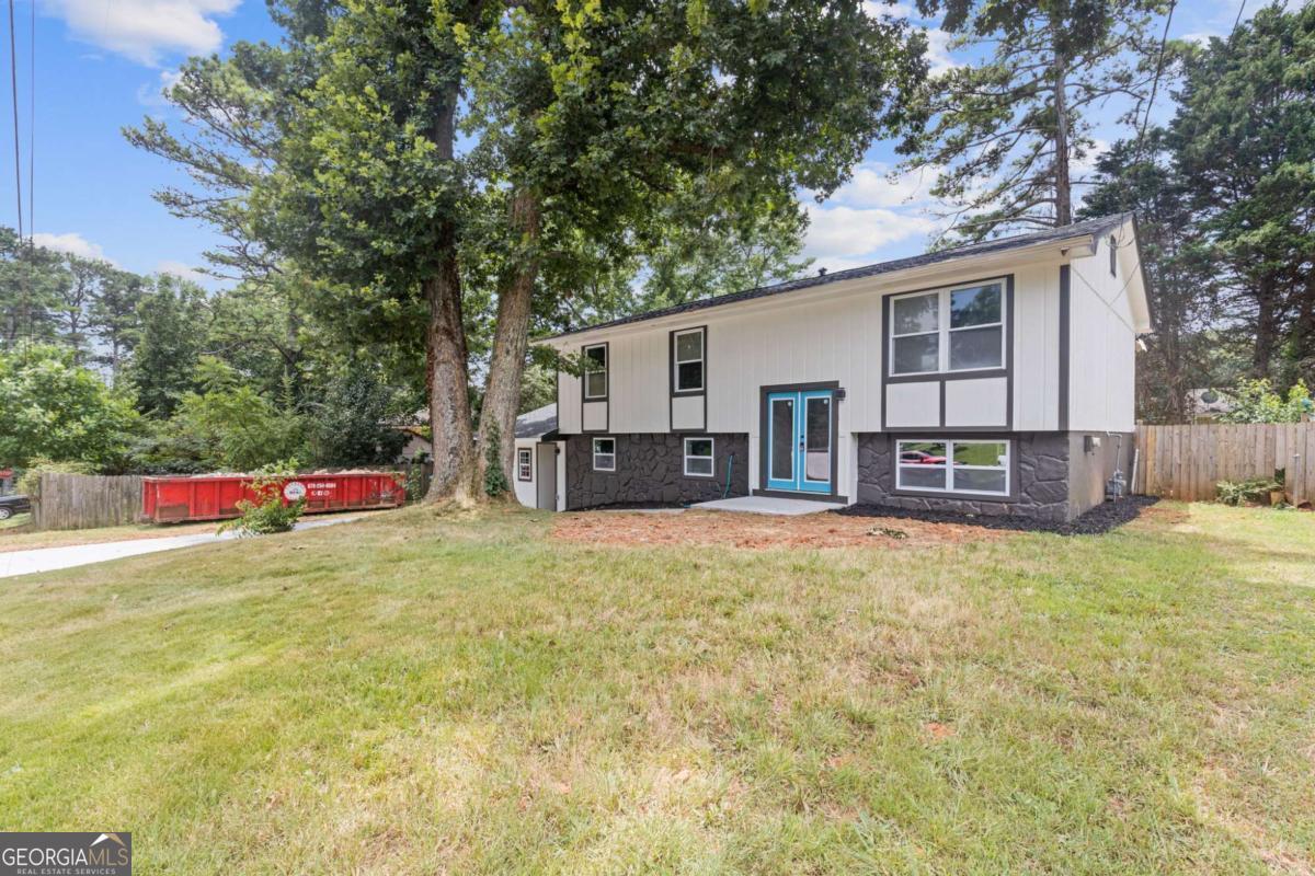 1056 Mockingbird TRL