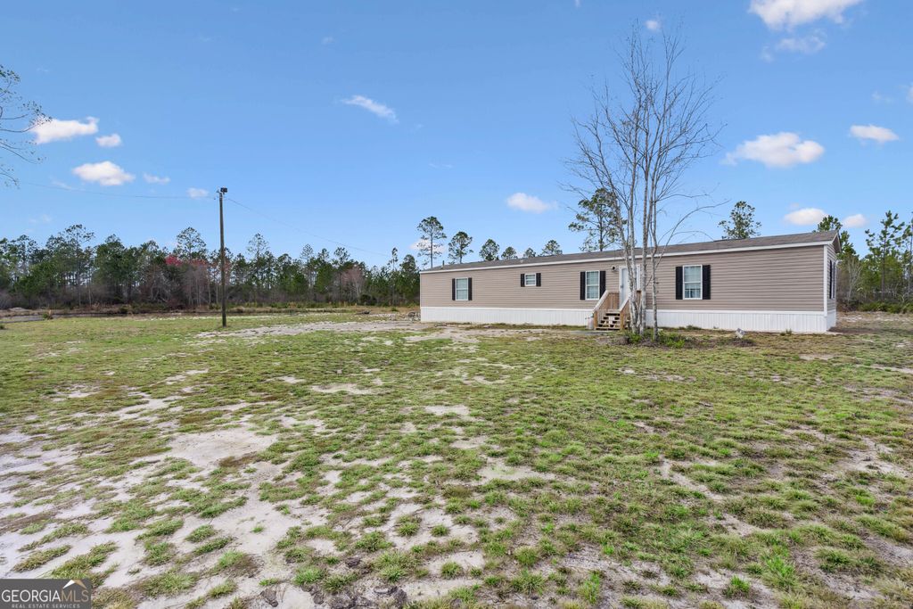 Photo of 6064 S Us Highway 301, Jesup, GA 31546 (MLS # 10723715)