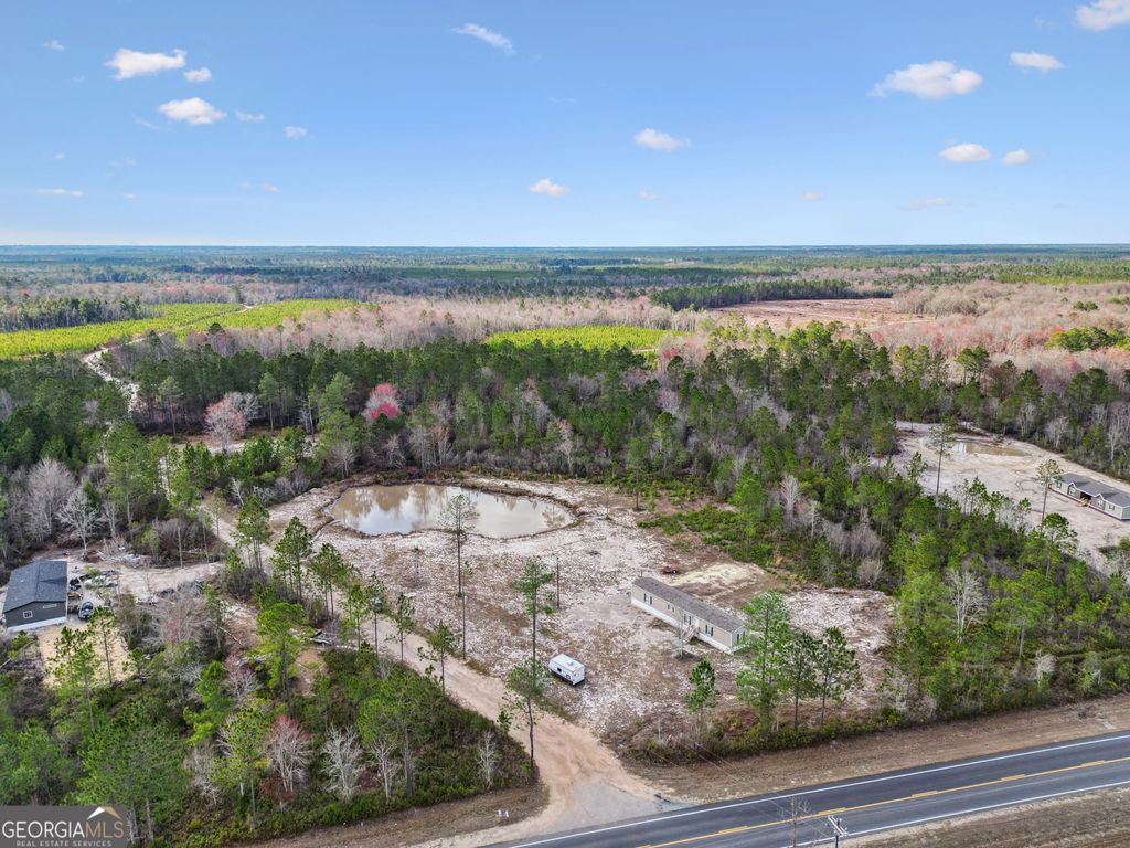 Photo of 6064 S Us Highway 301, Jesup, GA 31546 (MLS # 10723715)