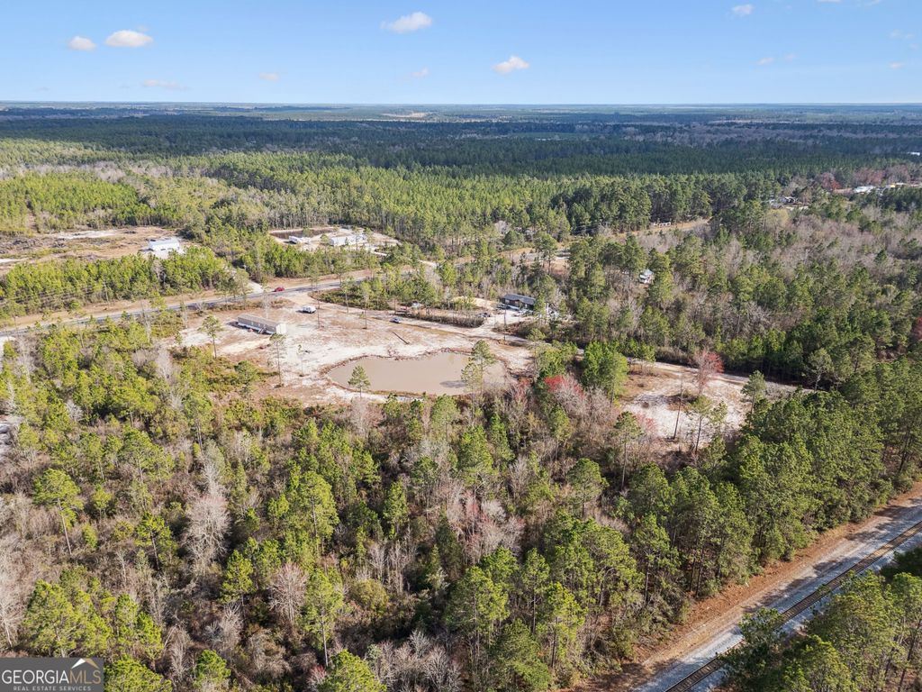 Photo of 6064 S Us Highway 301, Jesup, GA 31546 (MLS # 10723715)