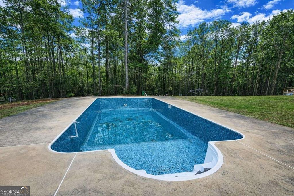 Photo of 924 Highway 138 E, Stockbridge, GA 30281 (MLS # 10700534)