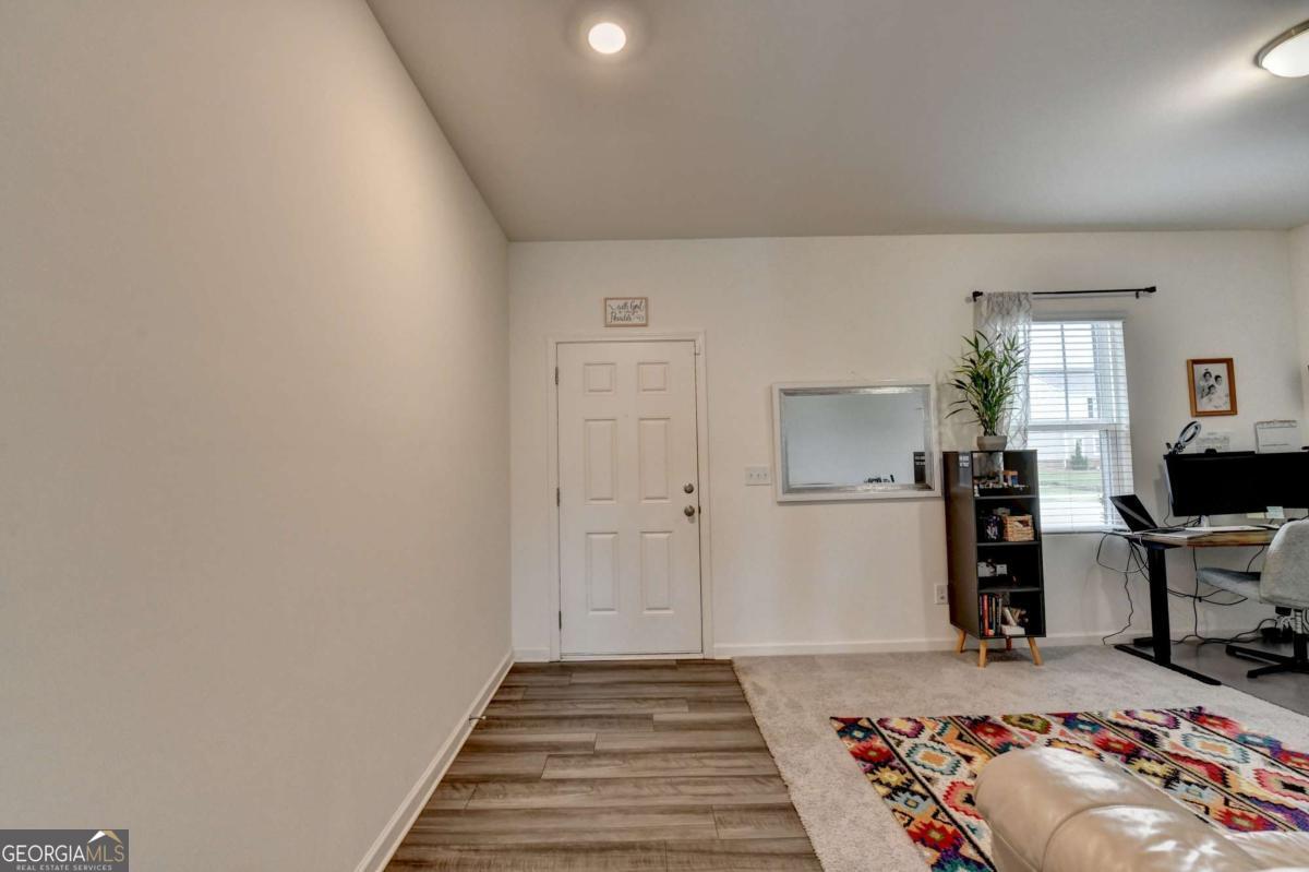 415 Knightsbridge LN