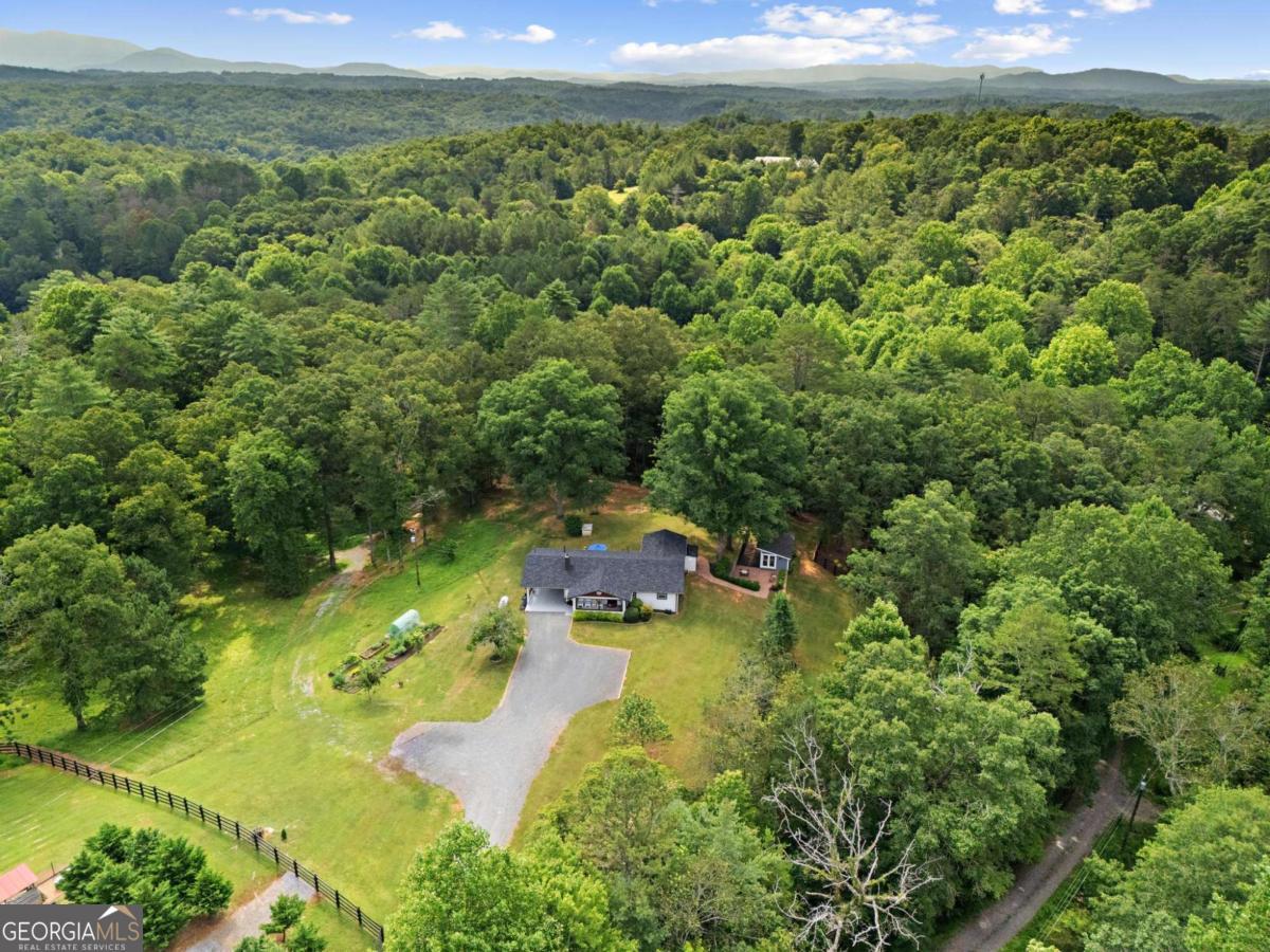307 Pleasant Gap Cemetery DR