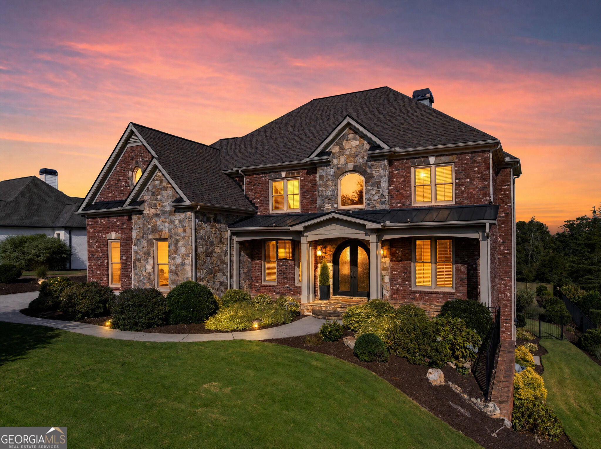 4645 Manor DR