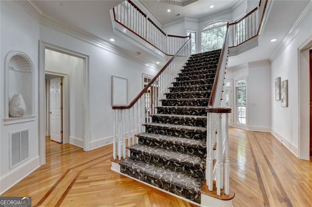 2200 Ascott Valley TRCE