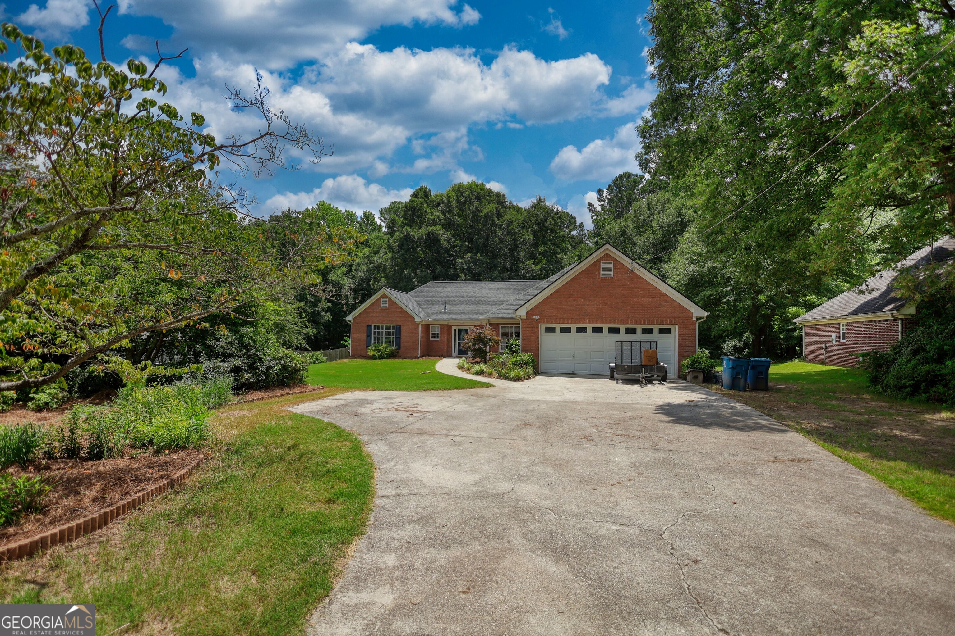 545 Herring RD