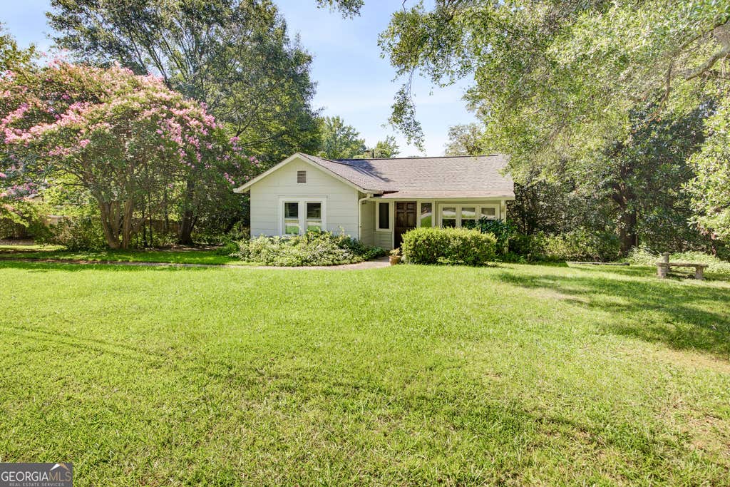 Photo of 3777 East Avenue, Clarkston, GA 30021 (MLS # 10828463)