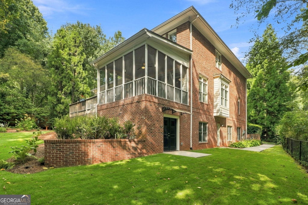 Photo of 2230 Pinecliff Drive NE, Atlanta, GA 30345 (MLS # 10841709)