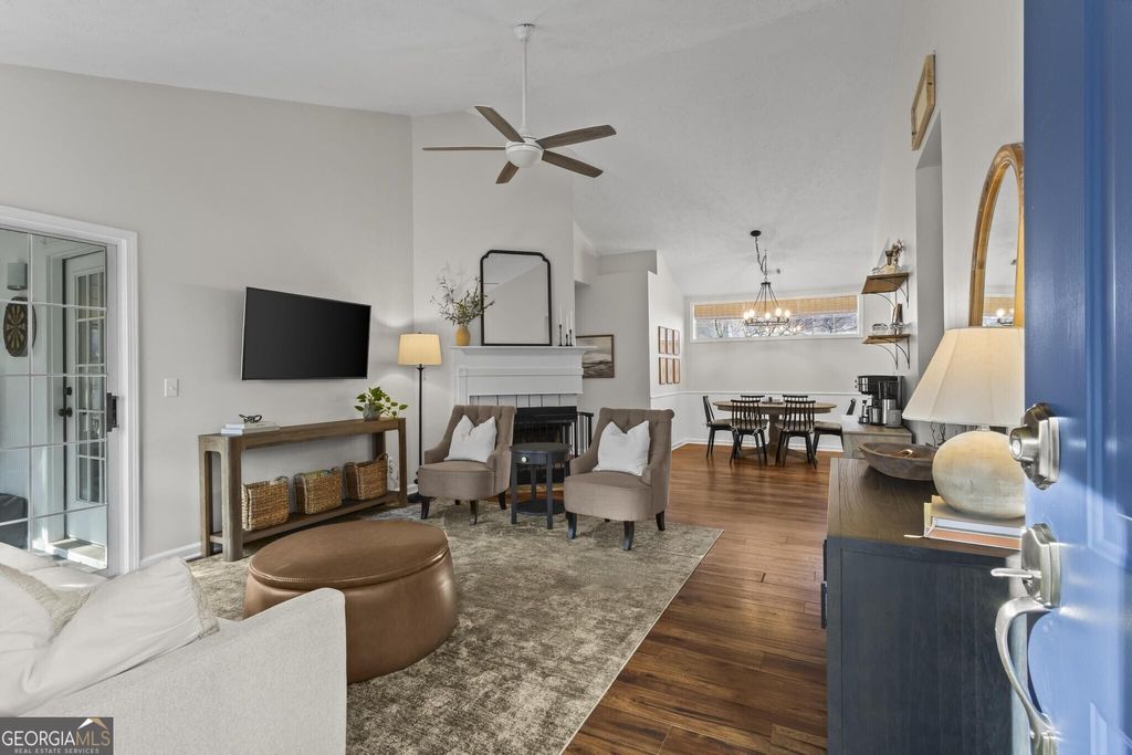 Photo of 261 Dennis Drive, Alpharetta, GA 30009 (MLS # 10702429)