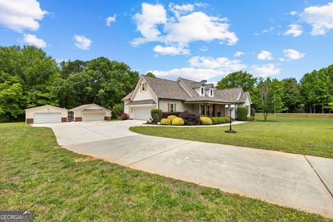 466 Bob Smith RD Sharpsburg GA 30277