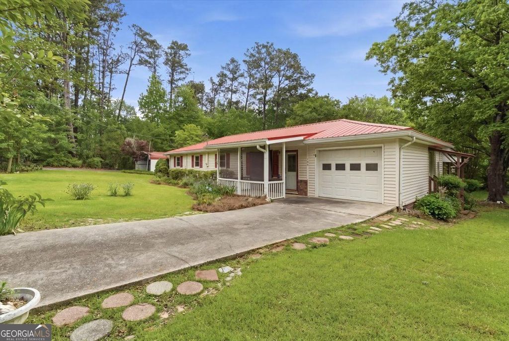 Photo of 198 Floral Drive SE, Cartersville, GA 30121 (MLS # 10765834)