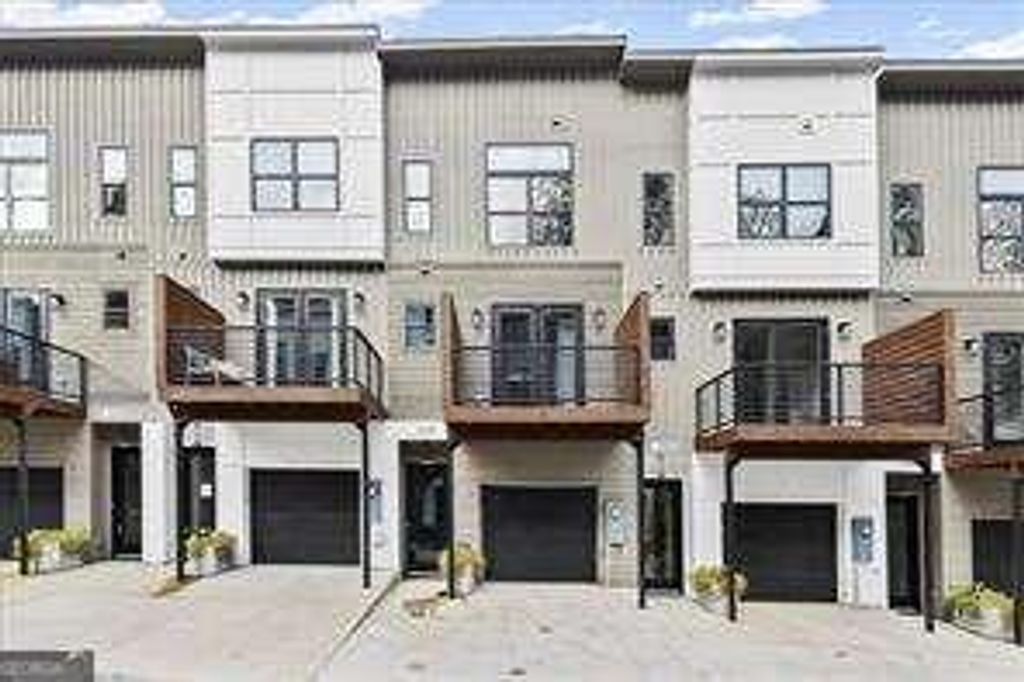 Photo of 2329 Mason Drive #D24, Atlanta, GA 30316 (MLS # 10660528)