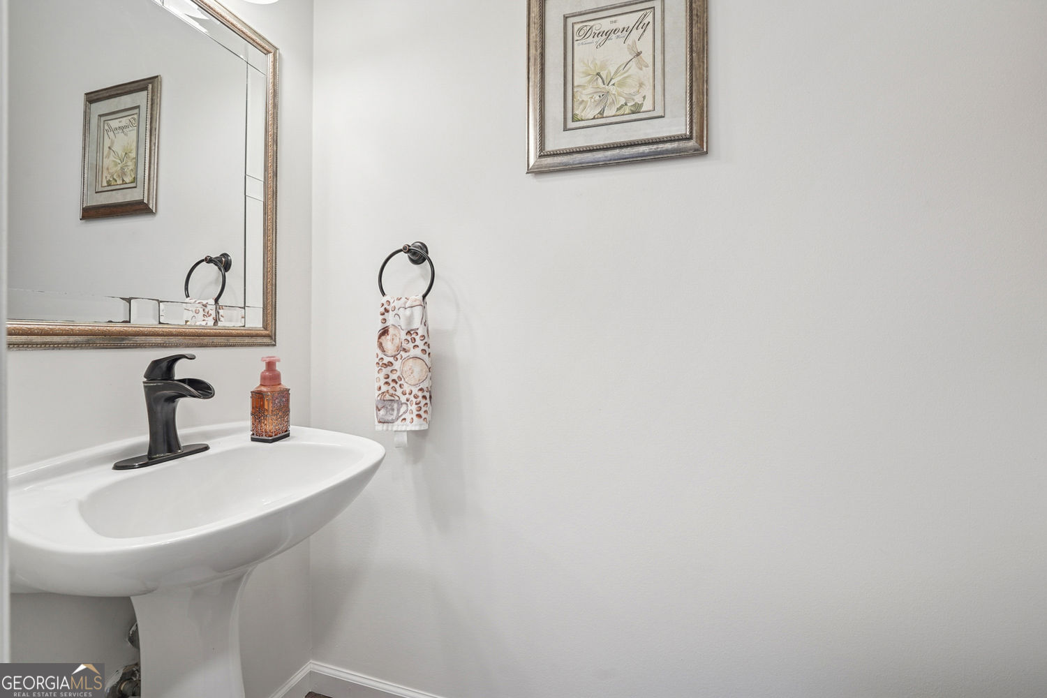 Cumming, Georgia 30041, United States, 6 Bedrooms Bedrooms, ,4 BathroomsBathrooms,Residential,Active,100952