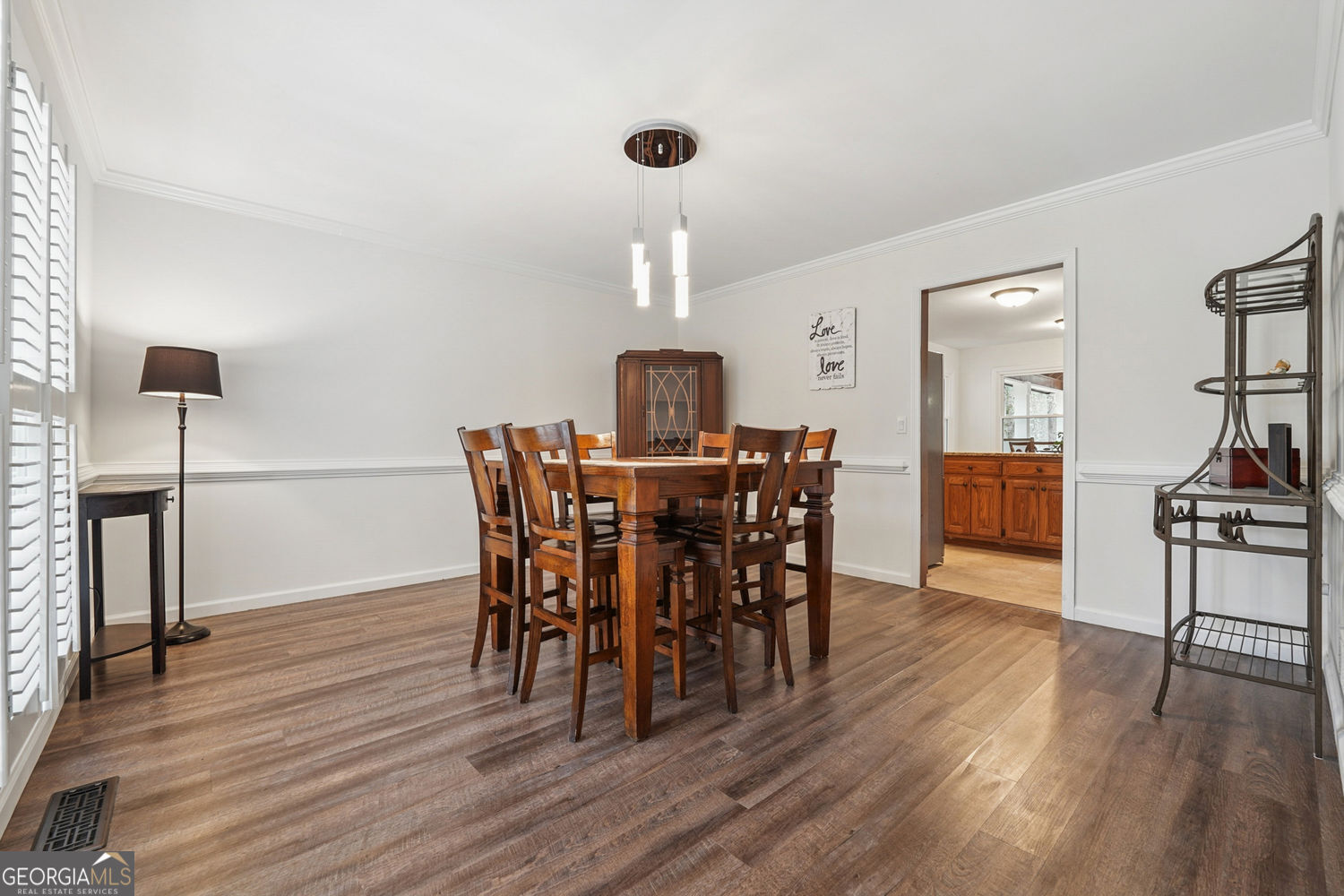 Cumming, Georgia 30041, United States, 6 Bedrooms Bedrooms, ,4 BathroomsBathrooms,Residential,Active,100952