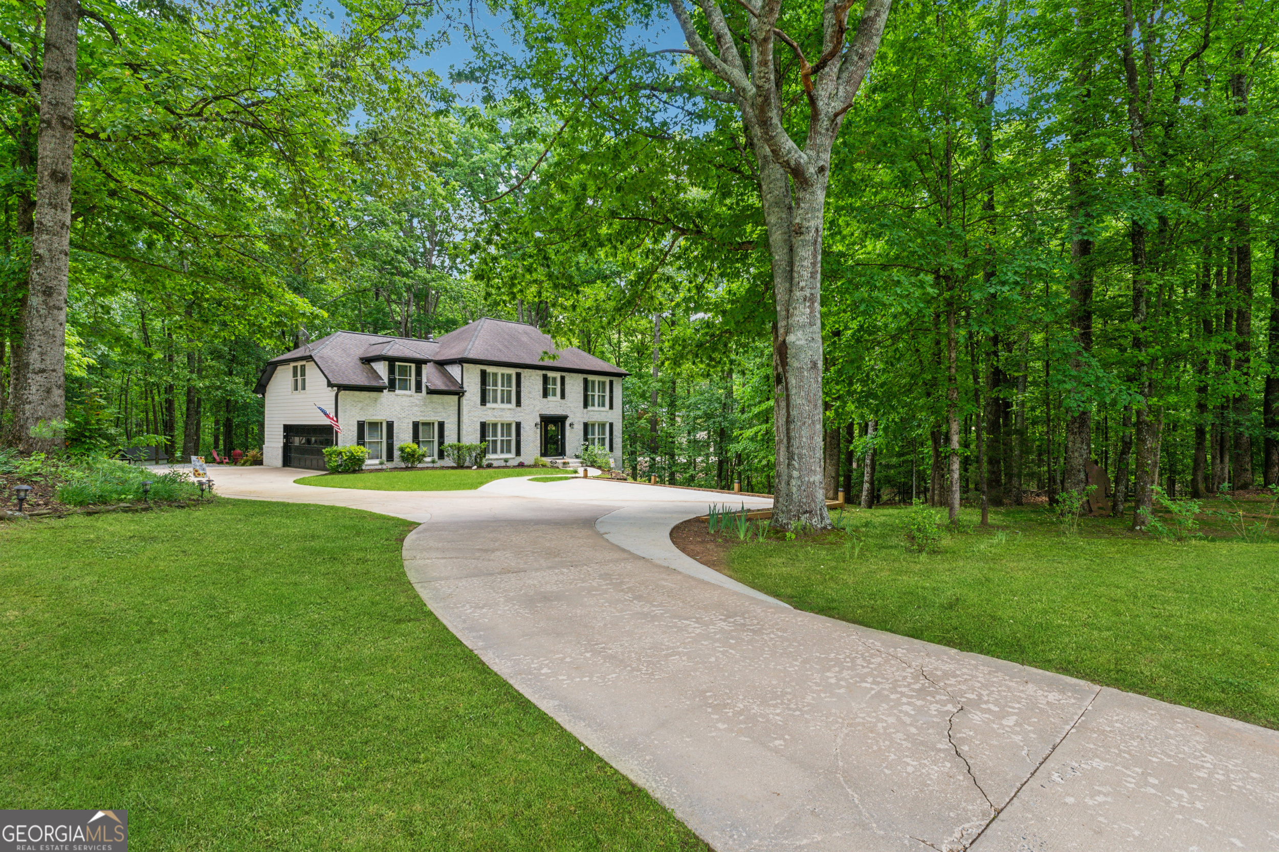 Cumming, Georgia 30041, United States, 6 Bedrooms Bedrooms, ,4 BathroomsBathrooms,Residential,Active,100952