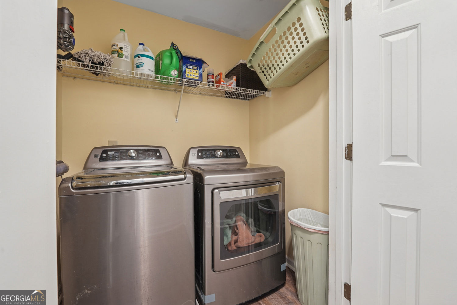 Cumming, Georgia 30041, United States, 6 Bedrooms Bedrooms, ,4 BathroomsBathrooms,Residential,Active,100952