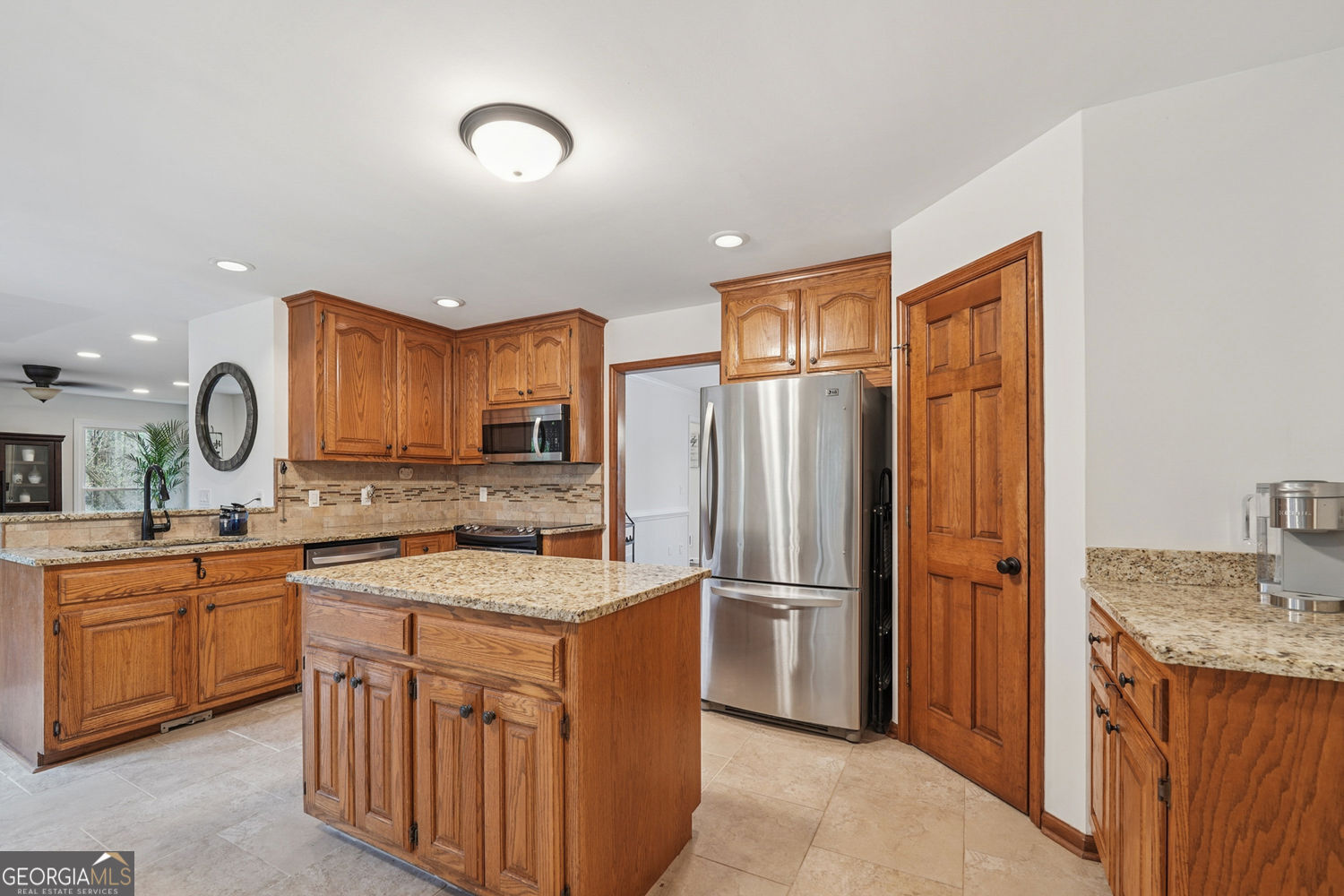 Cumming, Georgia 30041, United States, 6 Bedrooms Bedrooms, ,4 BathroomsBathrooms,Residential,Active,100952