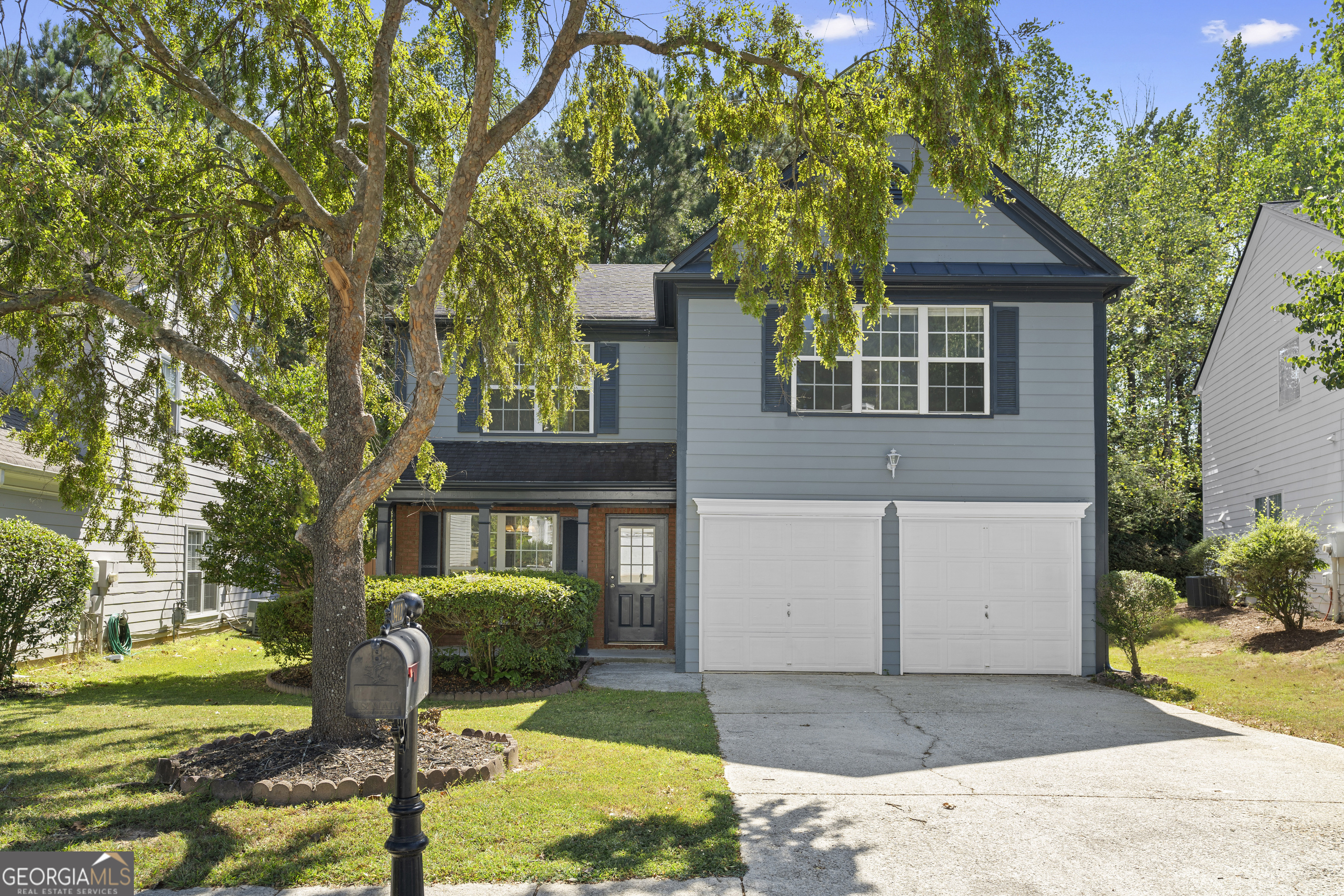 3412 Davenport Park LN