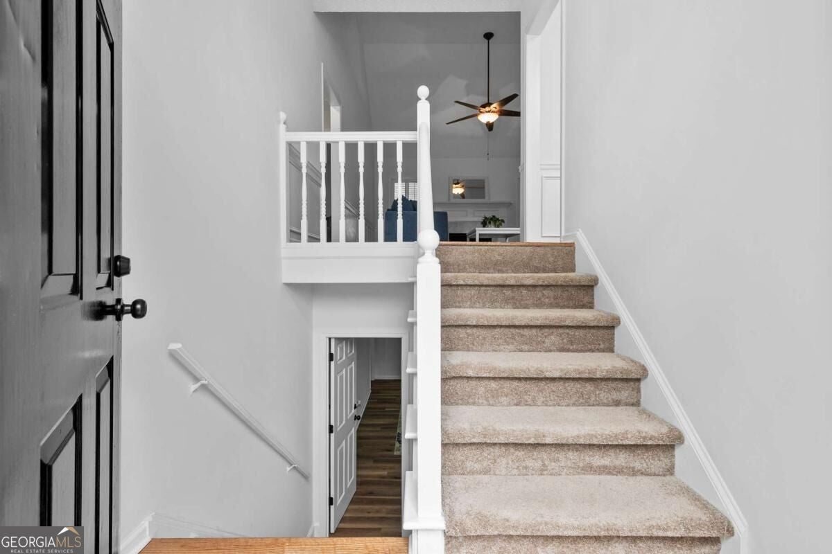 8260 Stonebrook CT