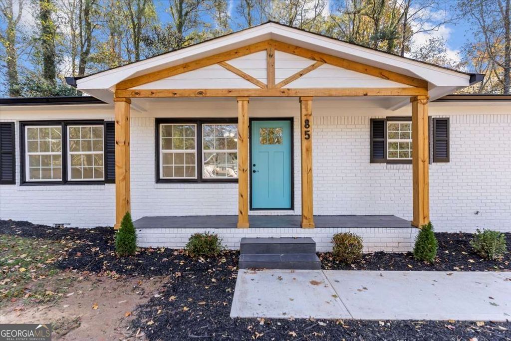 Photo of 85 N Greenwood Dr, Carrollton, GA 30117 (MLS # 10715390)