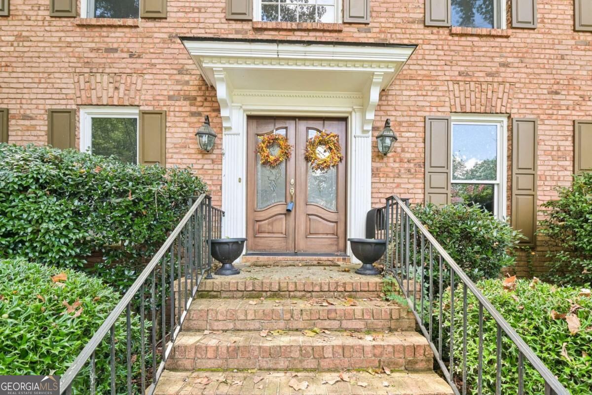 3804 Club Forest DR