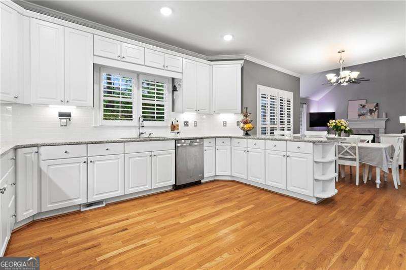 5729 BROOKSTONE WALK NW