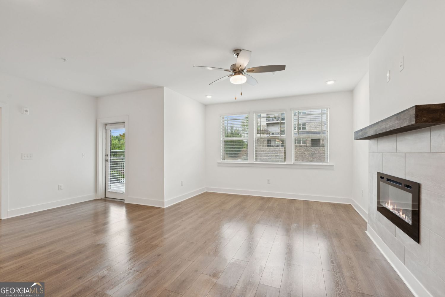 3321 Orwell WAY 3106
