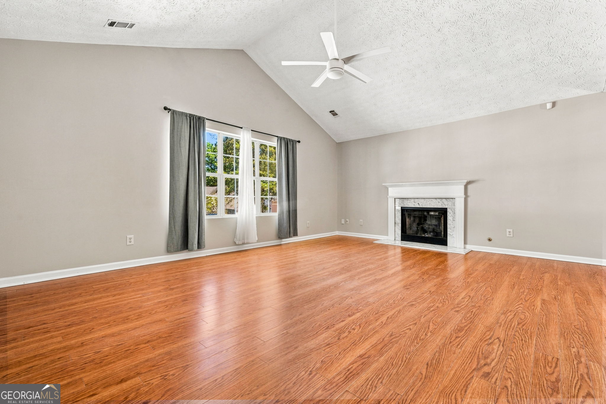 5002 Bathgate CT