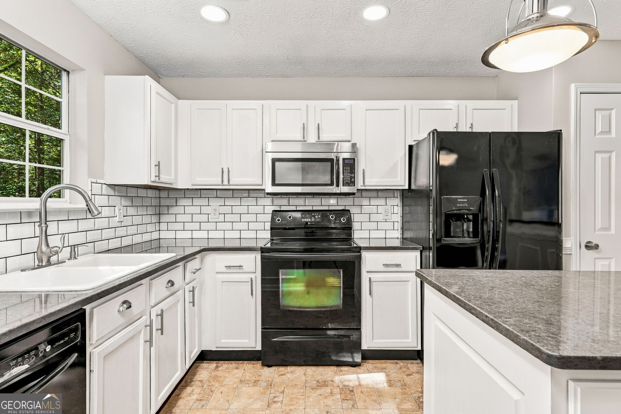 5002 Bathgate CT