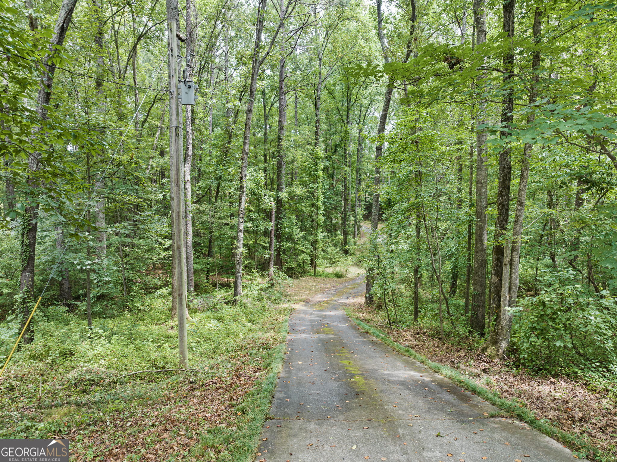 4570 Meadows RD